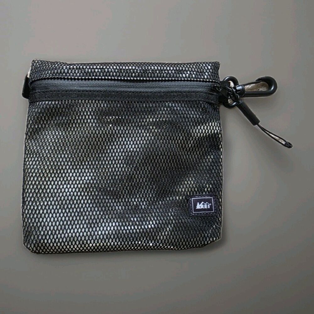 REI Travel Pouch Fleece Hiking Camping Outdoor Black Storage Toiletry Bag 5"x5"